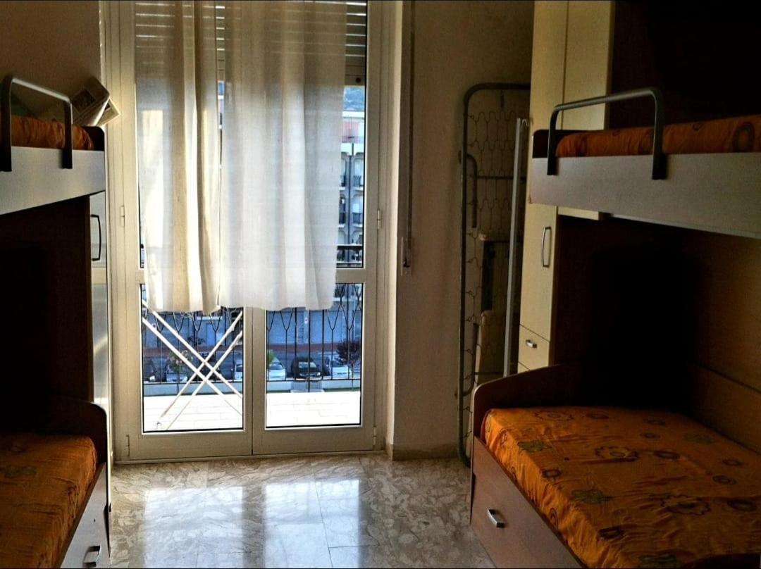 Albenga Sul Mare Famiglie Ed Amici Fino 10 Posti Apartment Exterior photo